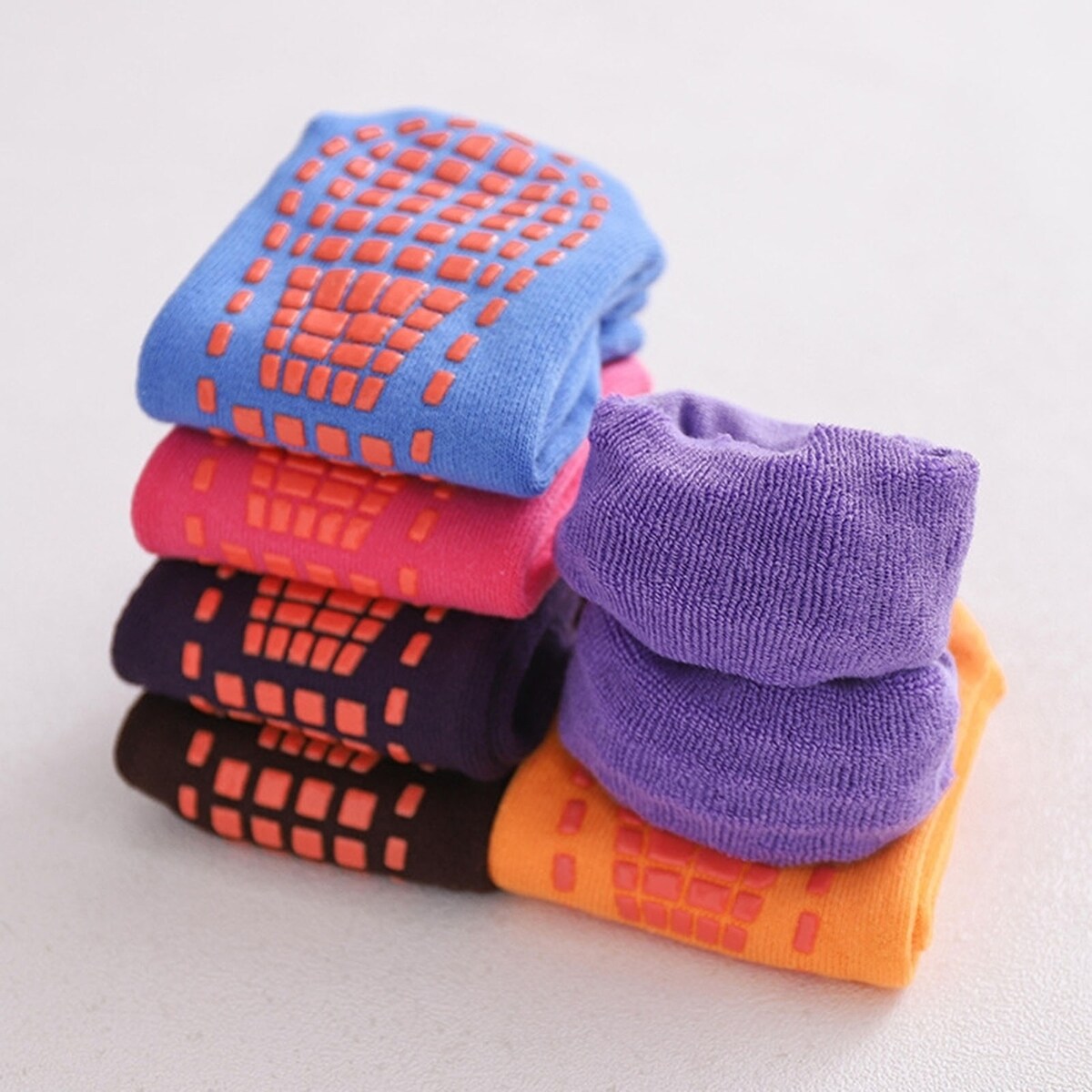 Plush Non-Slip Yoga Socks | Unisex, Breathable, and Warm for Winter